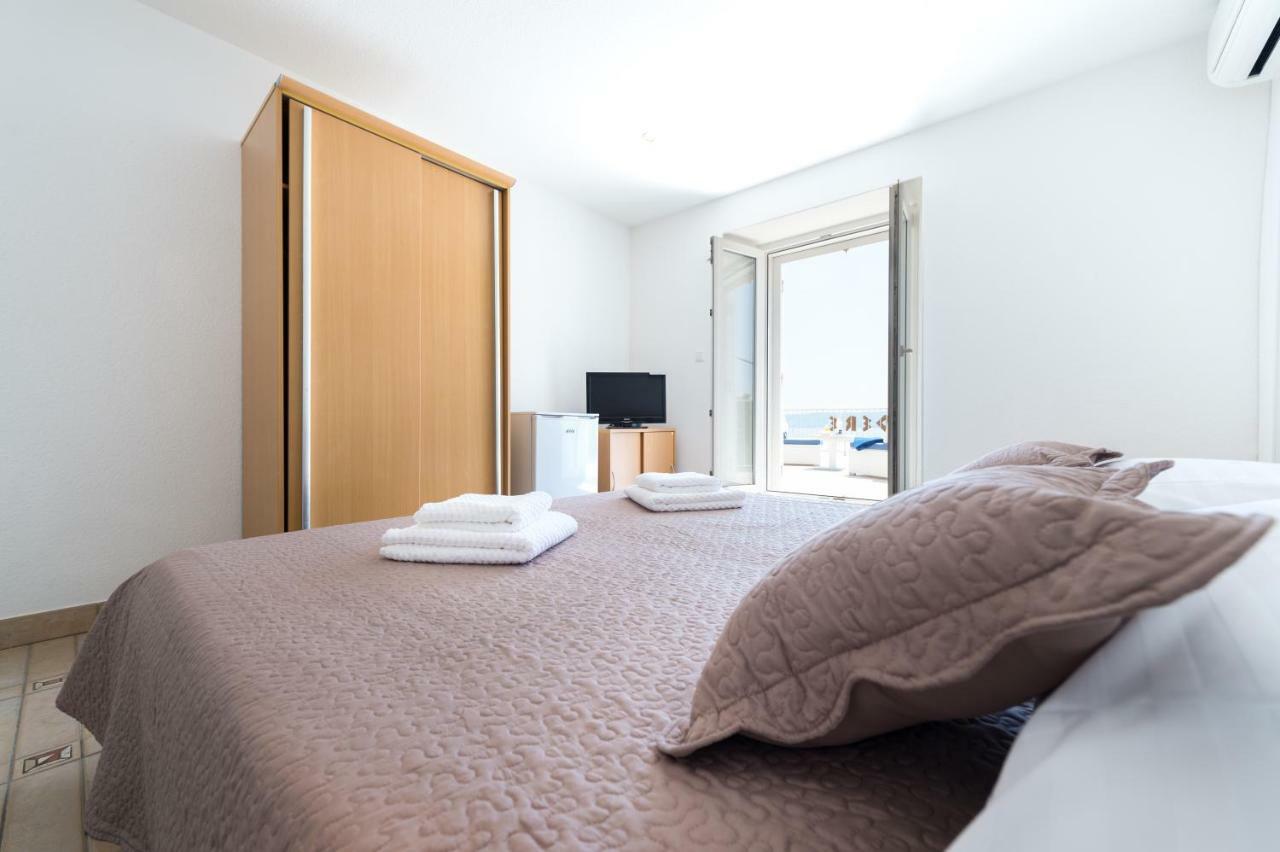 Riva Rooms Bol Exteriér fotografie